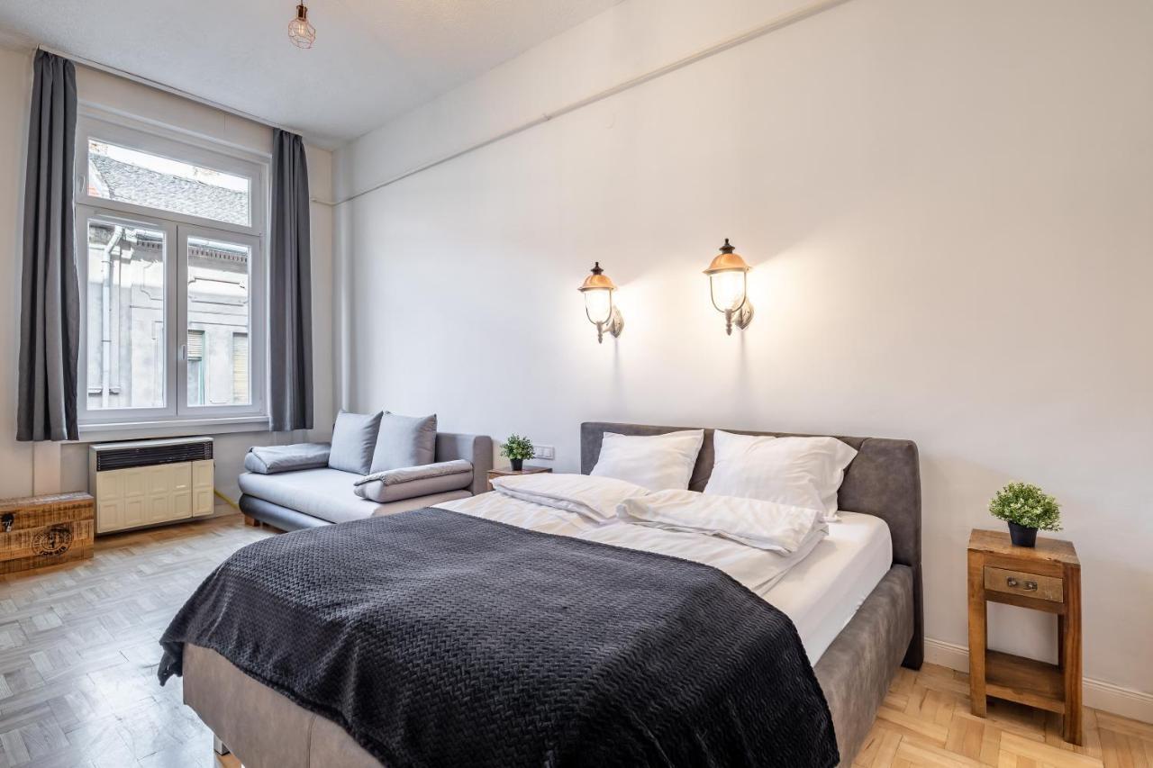 Central Luxury Apartment With Ac Budapest Exterior foto